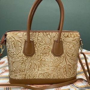 Italian bag. Leather. NWOT.